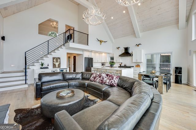 385 Pirkle Leake Road, Dawsonville, GA 30534