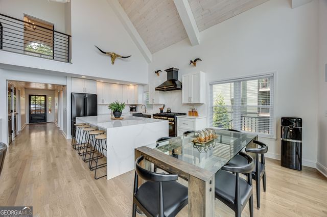 385 Pirkle Leake Road, Dawsonville, GA 30534