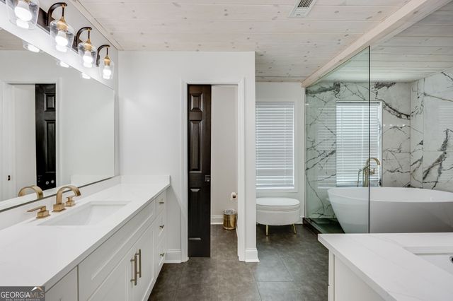 385 Pirkle Leake Road, Dawsonville, GA 30534