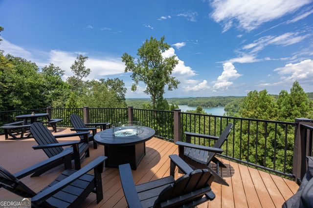 385 Pirkle Leake Road, Dawsonville, GA 30534