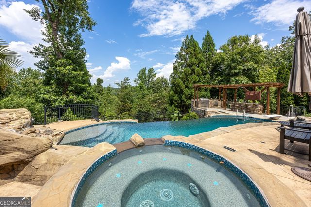 385 Pirkle Leake Road, Dawsonville, GA 30534