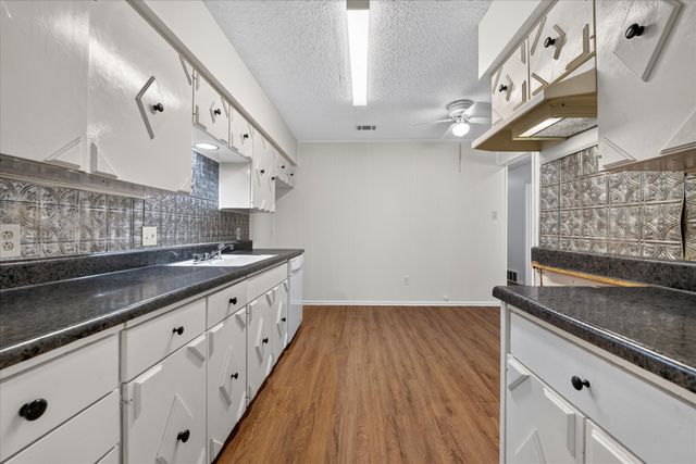 4900 Inverness Avenue, Fort Worth, TX 76132