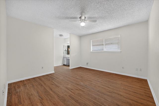 4900 Inverness Avenue, Fort Worth, TX 76132