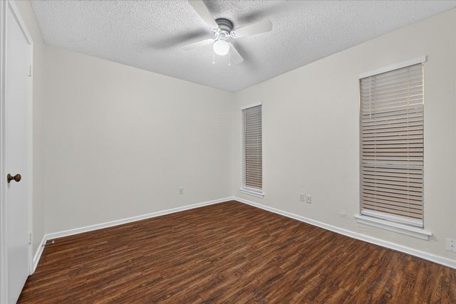 4900 Inverness Avenue, Fort Worth, TX 76132