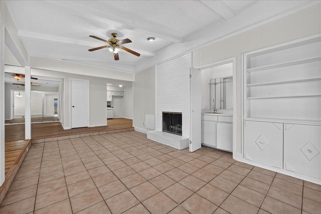 4900 Inverness Avenue, Fort Worth, TX 76132
