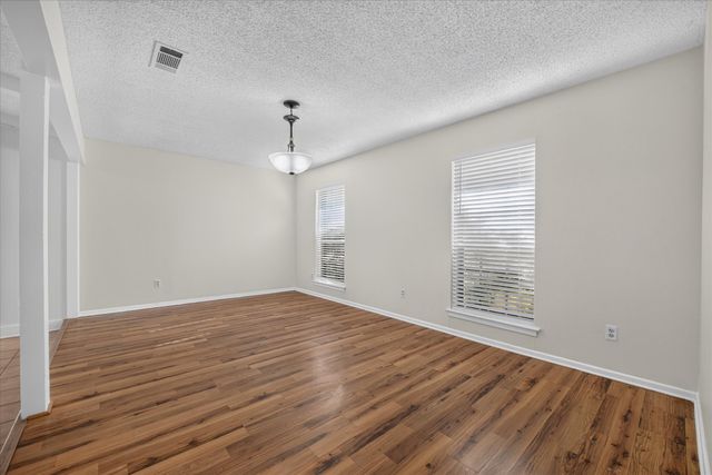 4900 Inverness Avenue, Fort Worth, TX 76132