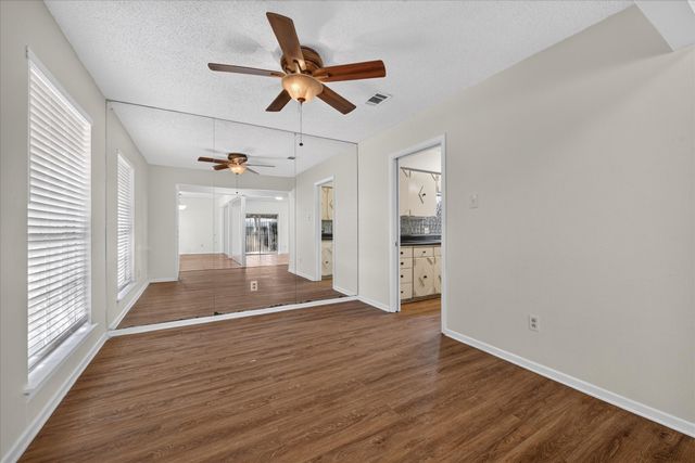 4900 Inverness Avenue, Fort Worth, TX 76132