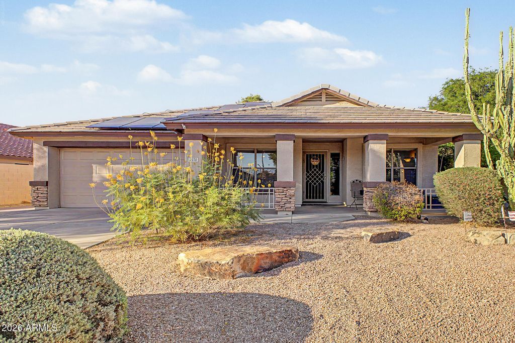 2070 E FAIRVIEW Street, Chandler, AZ 85225 — photo 2