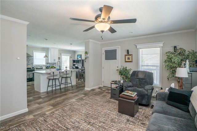 3052 Cross Creek Circle SW, Massillon, OH 44647