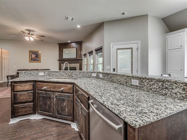 3939 S Santa Fe Avenue, Norman, OK 73072