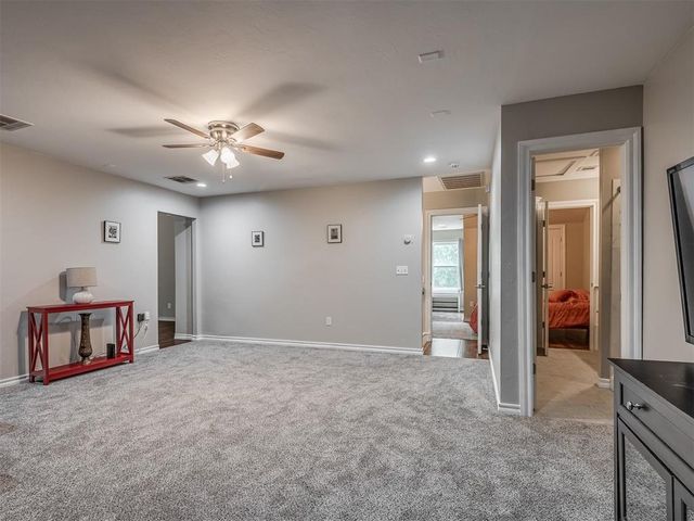 3939 S Santa Fe Avenue, Norman, OK 73072