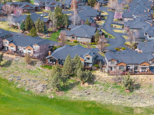 8504 Forest Ridge Loop, Redmond, OR 97756