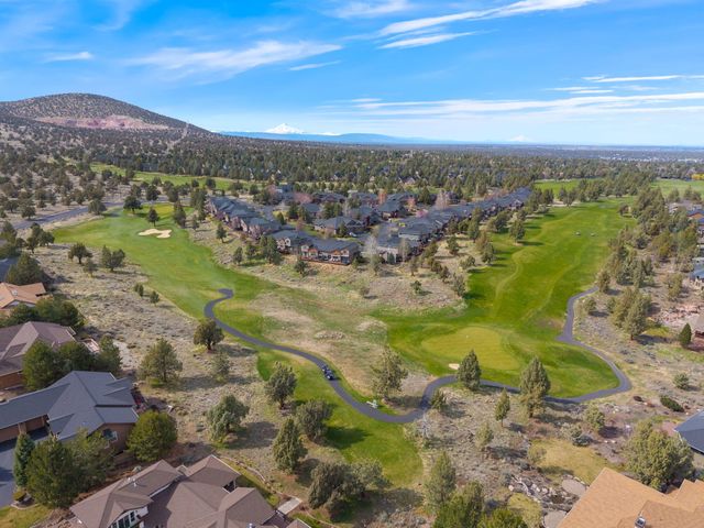 8504 Forest Ridge Loop, Redmond, OR 97756