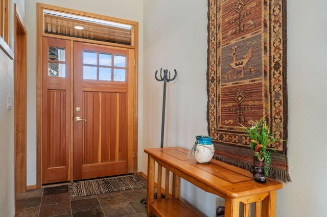 8504 Forest Ridge Loop, Redmond, OR 97756