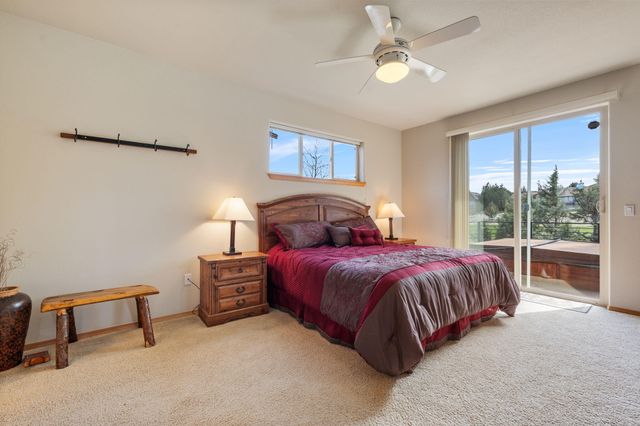 8504 Forest Ridge Loop, Redmond, OR 97756
