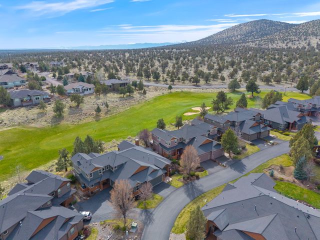 8504 Forest Ridge Loop, Redmond, OR 97756