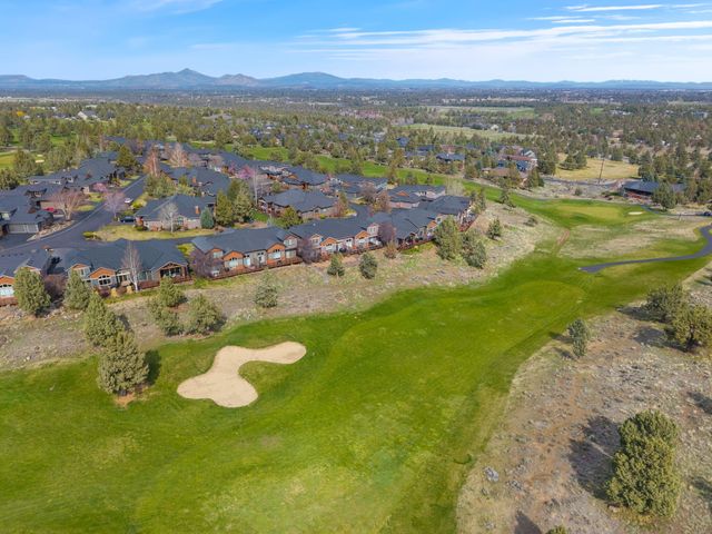 8504 Forest Ridge Loop, Redmond, OR 97756