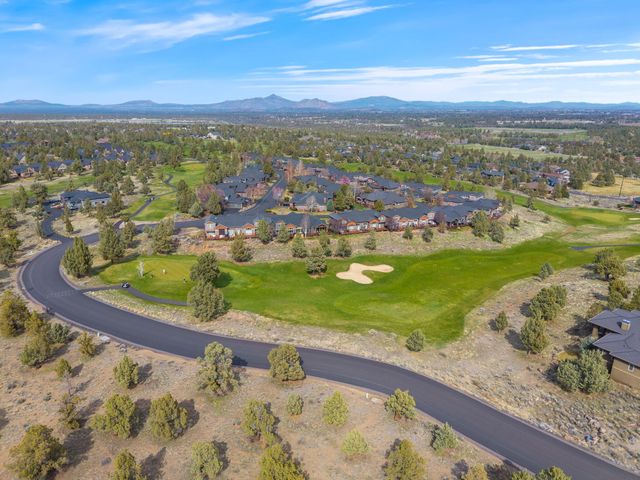 8504 Forest Ridge Loop, Redmond, OR 97756
