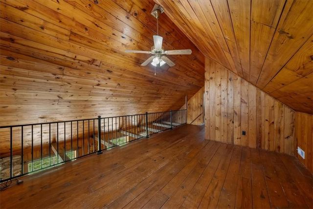 18200 SE 14th Road, Dearborn, MO 64439