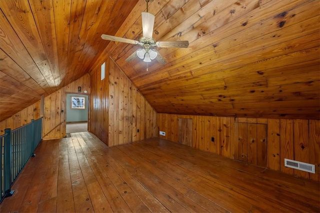 18200 SE 14th Road, Dearborn, MO 64439