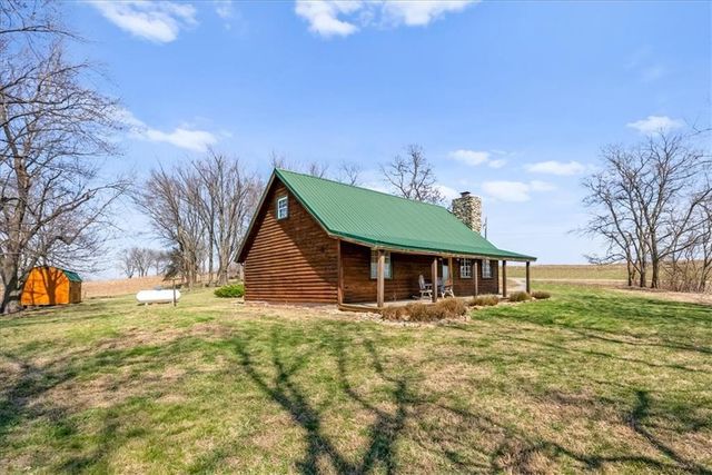 18200 SE 14th Road, Dearborn, MO 64439