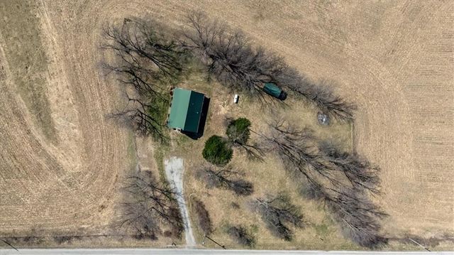 18200 SE 14th Road, Dearborn, MO 64439