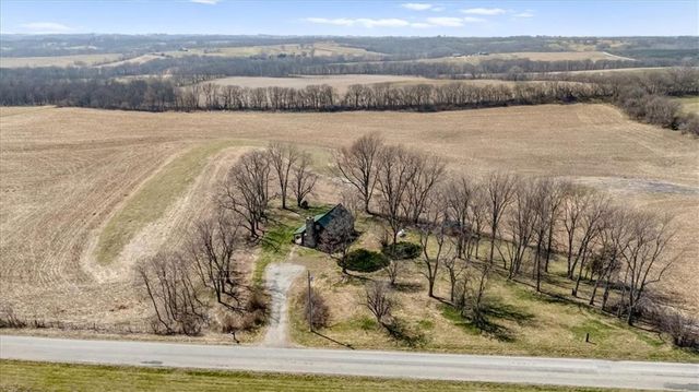 18200 SE 14th Road, Dearborn, MO 64439