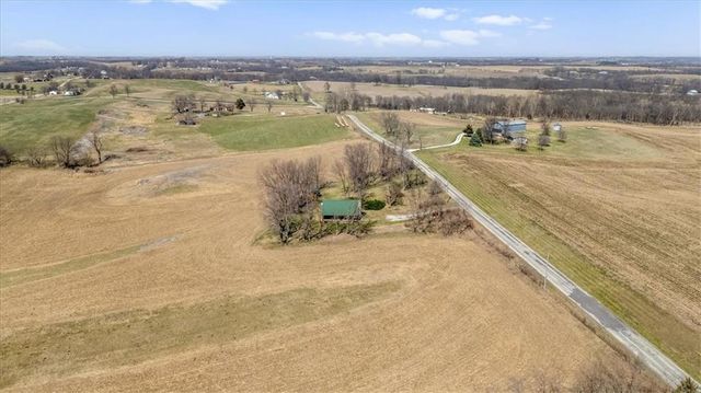 18200 SE 14th Road, Dearborn, MO 64439