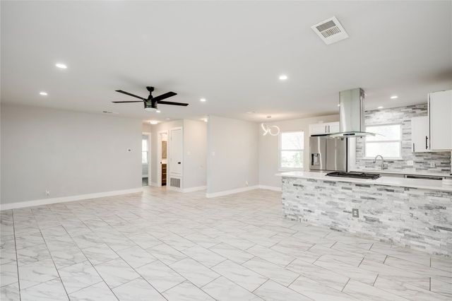 10805 Plains TRL, Austin, TX 78758