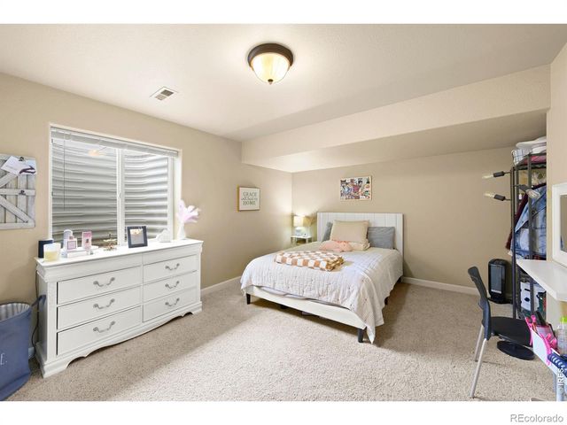 6306 Oakwood Court, Loveland, CO 80538