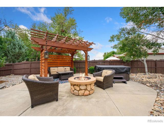 6306 Oakwood Court, Loveland, CO 80538