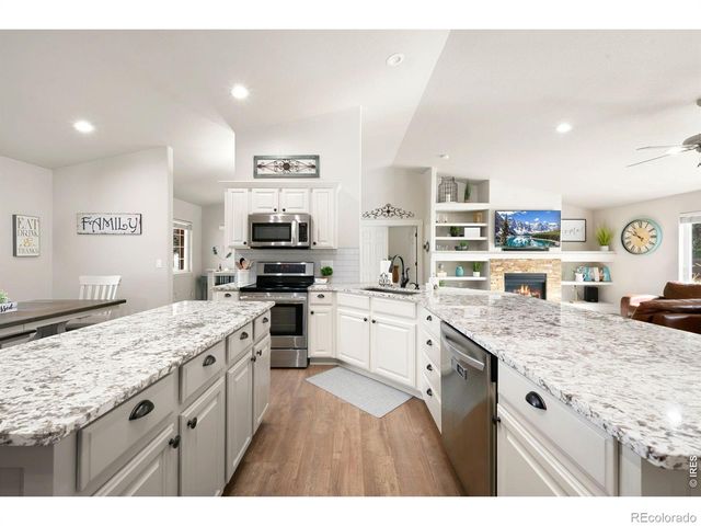 6306 Oakwood Court, Loveland, CO 80538