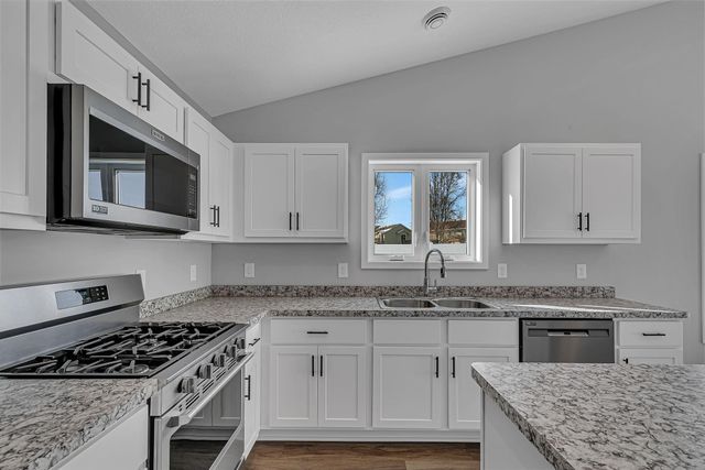 24289 Forest View Circle, Saint Augusta, MN 56301