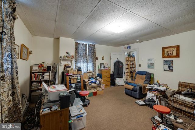 10 N DEFORD AVE, Luray, VA 22835