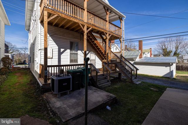 10 N DEFORD AVE, Luray, VA 22835