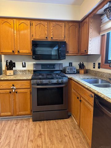 54649 Bradshaw Drive, New Baltimore, MI 48047