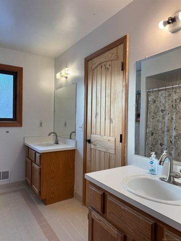 54649 Bradshaw Drive, New Baltimore, MI 48047