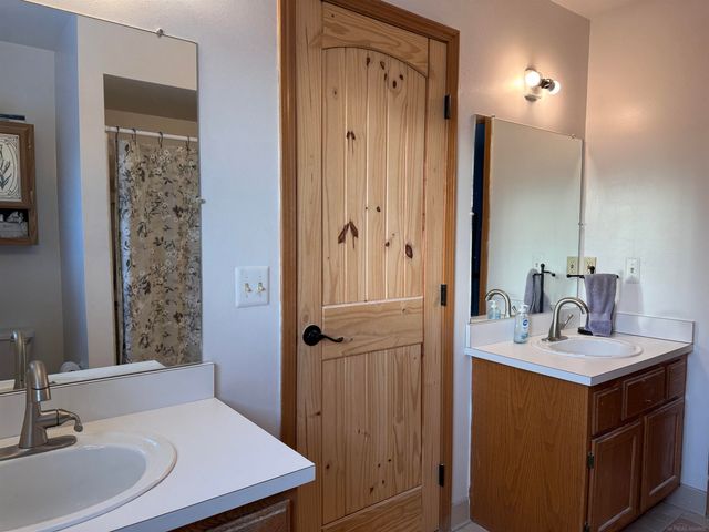 54649 Bradshaw Drive, New Baltimore, MI 48047