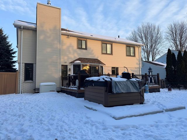 54649 Bradshaw Drive, New Baltimore, MI 48047