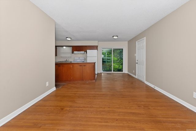 6600 W 32Nd St Street, Little Rock, AR 72204