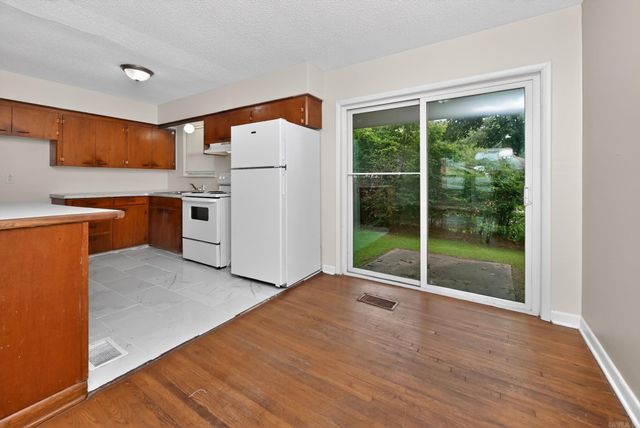 6600 W 32Nd St Street, Little Rock, AR 72204