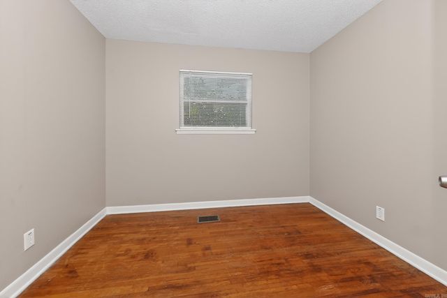 6600 W 32Nd St Street, Little Rock, AR 72204