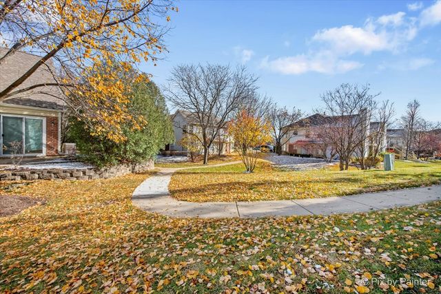 528 Penny Lane, Crystal Lake, IL 60014