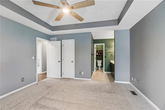 21250 W 124th Street, Olathe, KS 66061