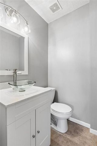 21250 W 124th Street, Olathe, KS 66061