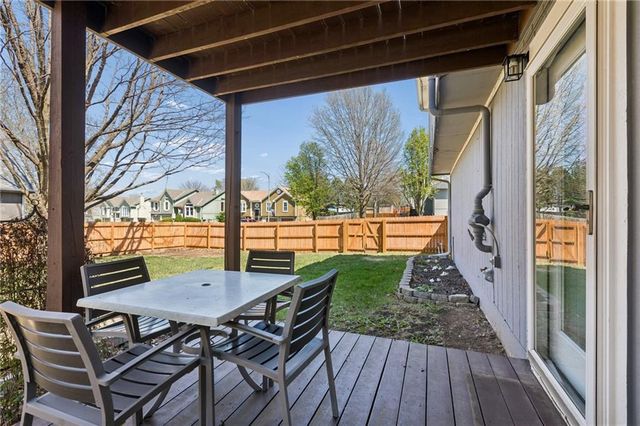 21250 W 124th Street, Olathe, KS 66061
