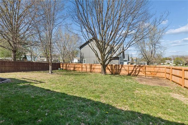 21250 W 124th Street, Olathe, KS 66061