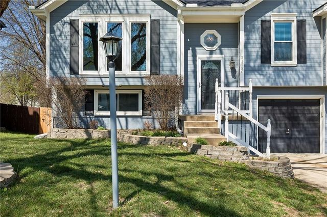 21250 W 124th Street, Olathe, KS 66061