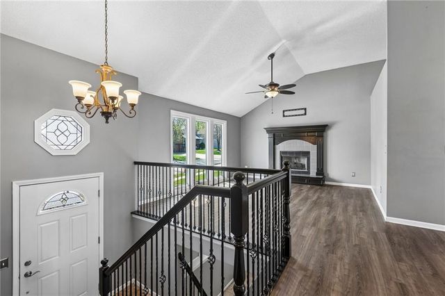 21250 W 124th Street, Olathe, KS 66061