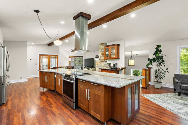 17700 Arrowhead Trail, Minnetonka, MN 55345